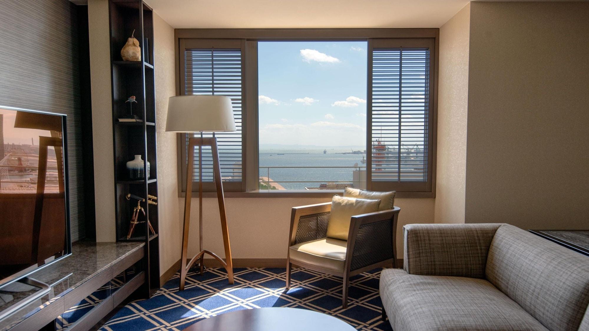 فندق أورينتال كوبه المظهر الخارجي الصورة A room at the hotel