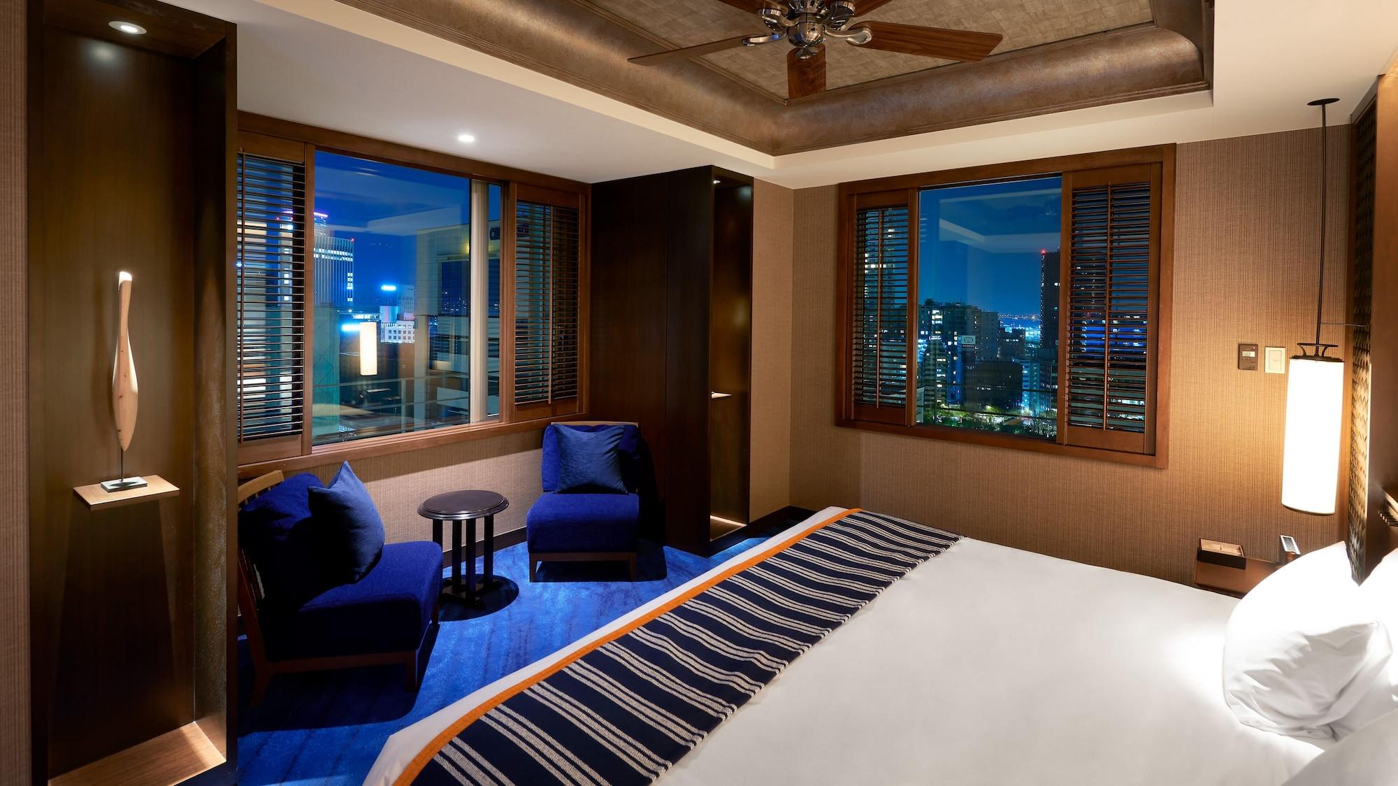 فندق أورينتال كوبه المظهر الخارجي الصورة A bedroom at the hotel