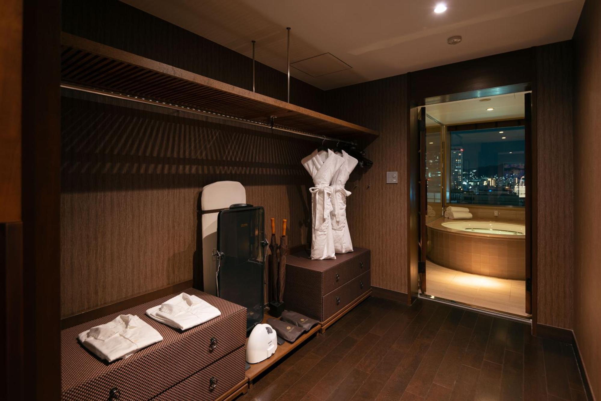 فندق أورينتال كوبه المظهر الخارجي الصورة A bathroom in a hotel